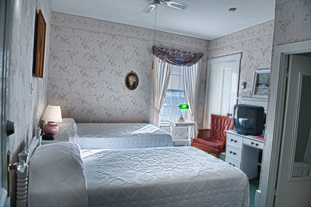 Telegraph House Motel Baddeck Inlet Buitenkant foto